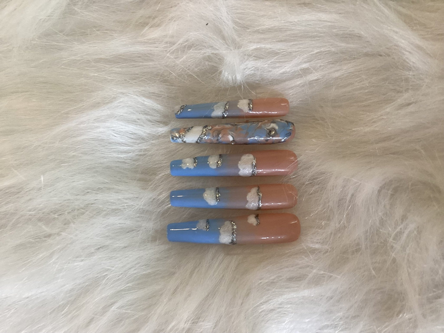 Silver Lining Press Ons - Kay’s Custom Nails